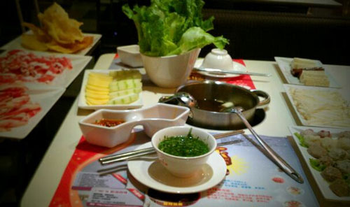 吖呣吖咪涮涮锅加盟