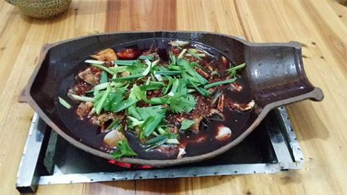 夏黑子坛子鱼加盟店