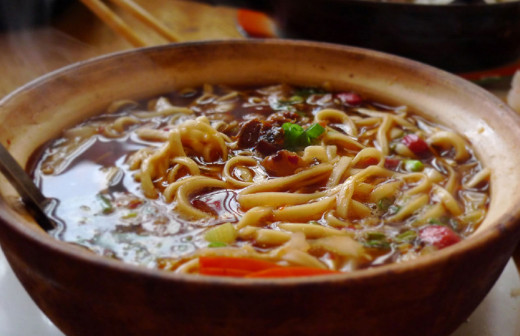 阿宏砂锅煨面加盟店