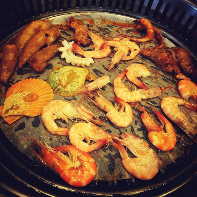 三只小猪猪烤肉加盟