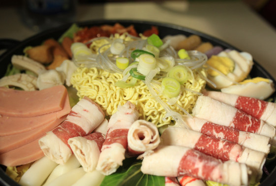 大明洞韩式年糕火锅加盟店