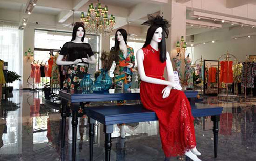 古舞花色女装加盟