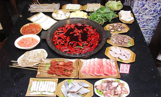 五斗柴火锅加盟