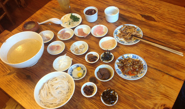 建新园过桥米线加盟