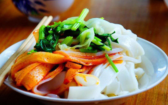 小老三热米皮加盟店