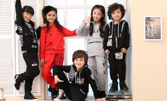 快乐语童装加盟