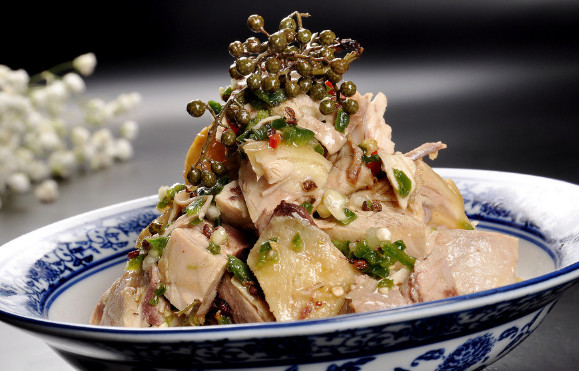 光头强椒麻鸡加盟