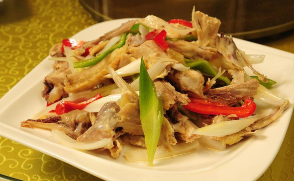 光头强椒麻鸡加盟