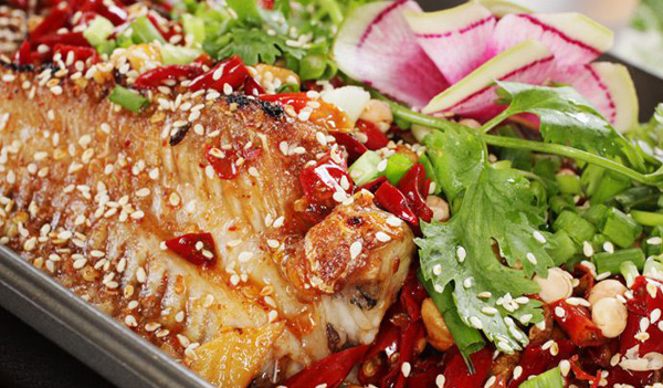 老渔翁烤全鱼加盟