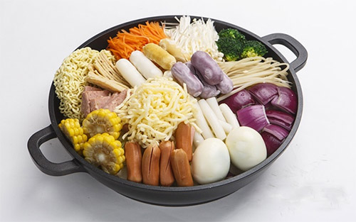 ki呦米年糕火锅加盟