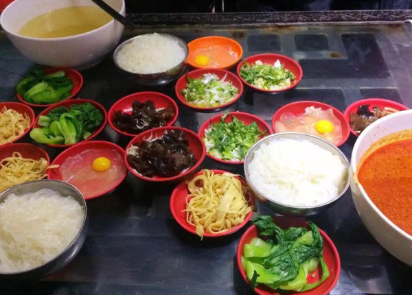 巧嫂过桥米线加盟