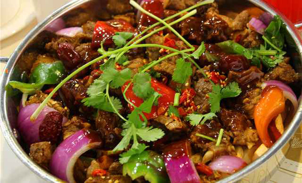 臻口福三汁焖锅加盟