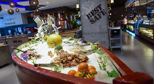 佰烧海鲜烤肉自助加盟