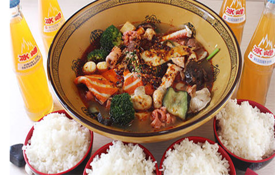 渝都良王麻辣烫菜加盟