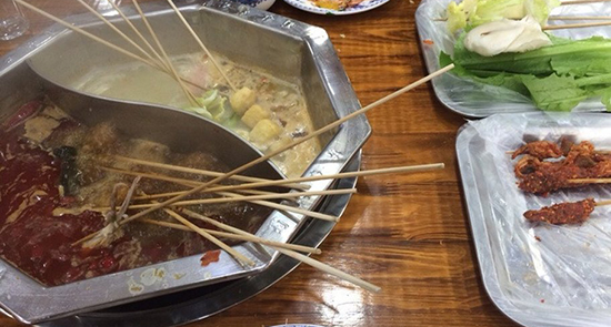 蜀歌串舞老成都串串香加盟