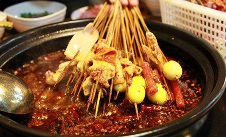 九签九砂锅串串香加盟