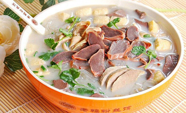 游子老鸭粉丝馆加盟