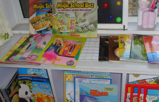 启心儿童书吧加盟