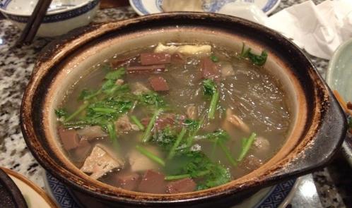 秦淮坊鸭血粉丝加盟店需要多少钱？支出不少于16.72万元！