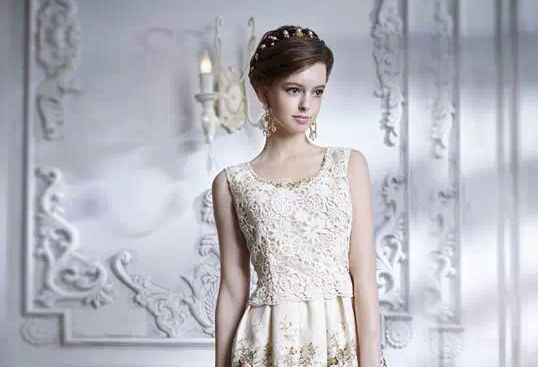 粉红玛琍女装加盟