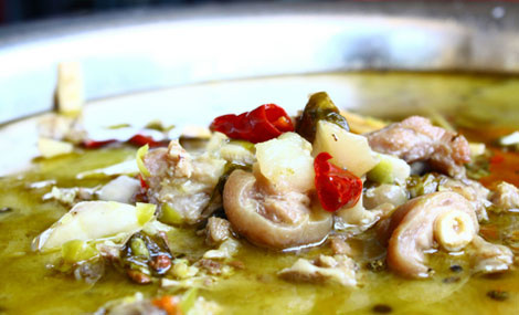 符缸老坛子酸菜竹笋鸡加盟