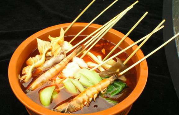 川香陈记麻辣烫加盟