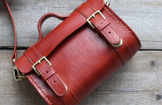 迪桑娜皮具加盟