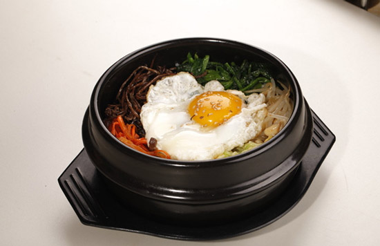 韩尚石锅拌饭加盟