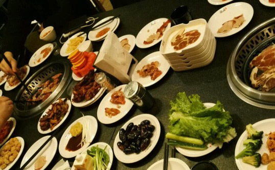 韩星自助烤肉加盟