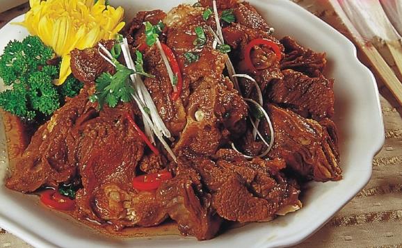 薛府一品酱骨加盟