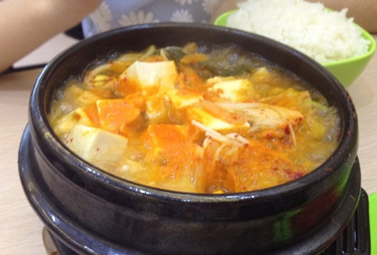 韩泉石锅拌饭加盟