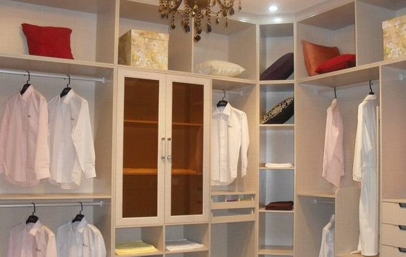 伊仕利衣柜加盟