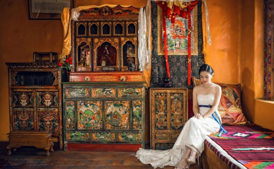 澳利莎婚纱加盟