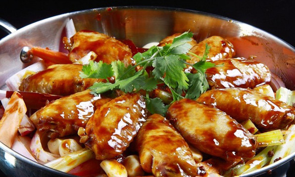 鱻尚煌三汁焖锅加盟