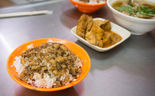 阿勇鲁肉饭加盟