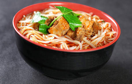 宜良猪脚米线加盟店