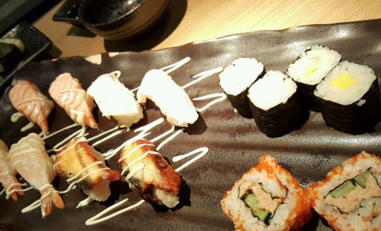 石锅居中餐加盟