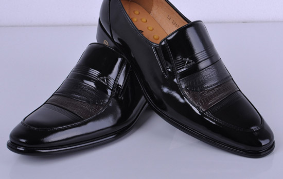 红蜻蜓皮鞋加盟