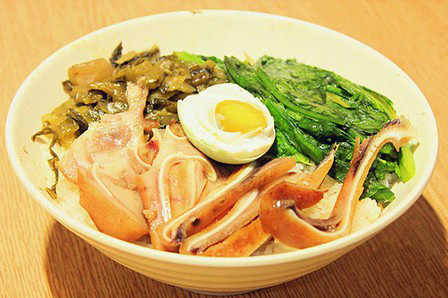 四季繁荣碗碗香加盟