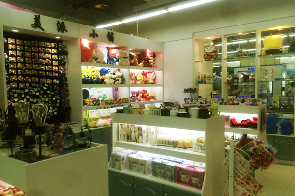美派美甲小铺加盟店