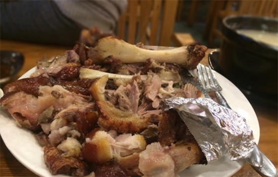 古街里烤肘子加盟