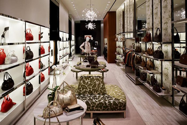 千姿百袋女包门店