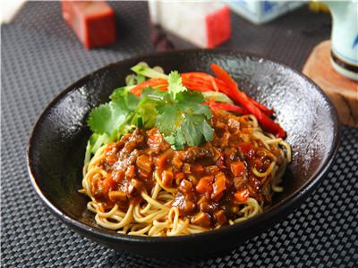 加盟上古捞面怎么样？特色餐饮前景广