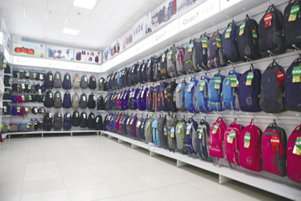 卡拉扬箱包加盟