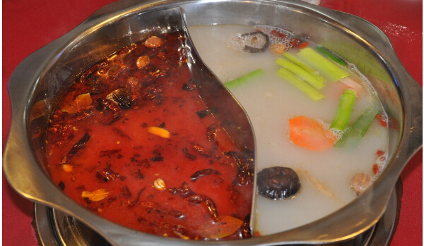 加盟辣欢天火锅店怎么样？全方位支持