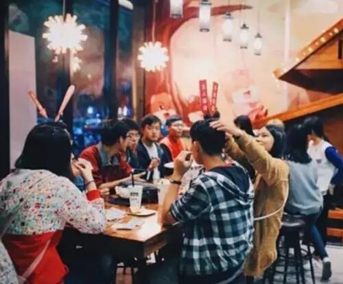 三只松鼠要开1000家加盟店？大商机来了？！