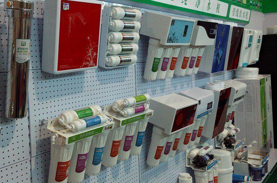 泉帝净水器加盟店