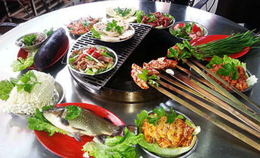 手把串火盆烧烤加盟店