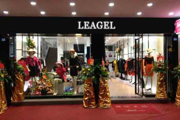 例格女装加盟店型