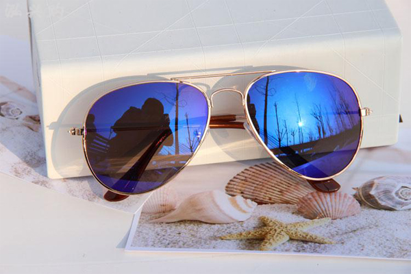 雷朋眼镜加盟店